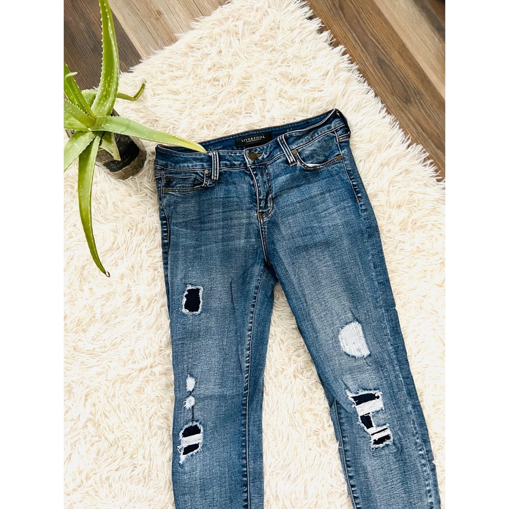 NWOT Liverpool Jeans